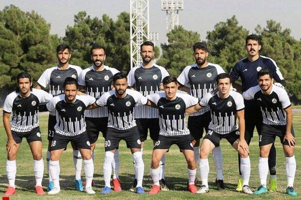 نبرد مربیان جوان فوتبال ایران در مسجدسلیمان