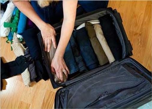 آموزش جا دادن وسایل سفر در یک چمدان کوچک